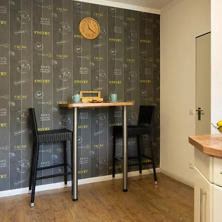 Ferienwohnung Fuer 4, Mitten In Solingen Esterno foto