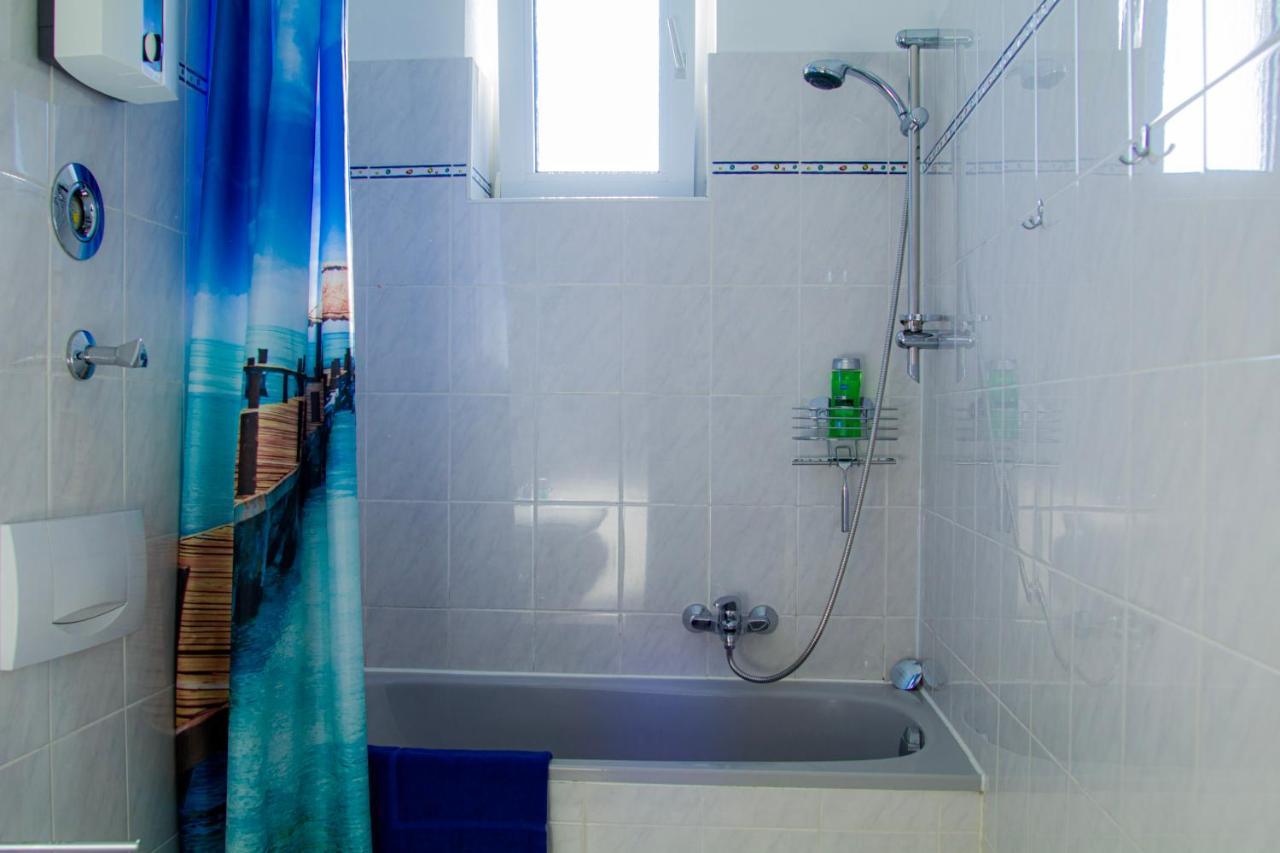 Appartement Fuer 4, Mitten In